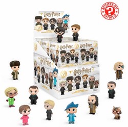 Funko Mystery Minis Harry Potter in display (12)