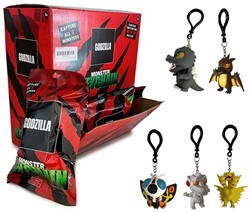 Godzilla Monster Bagclip in Blindbag 15x22cm in display (12)