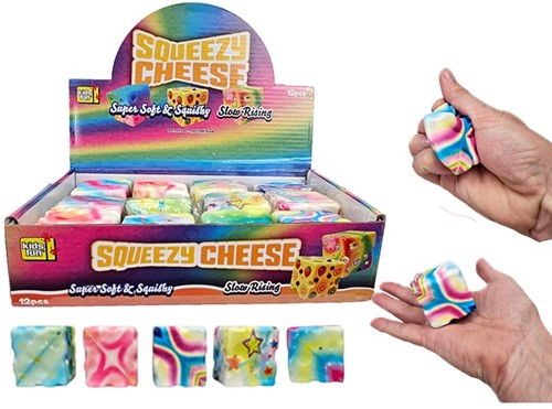 Squeeze Käse mit print slow rise 4,5x4,5cm im display (12)
